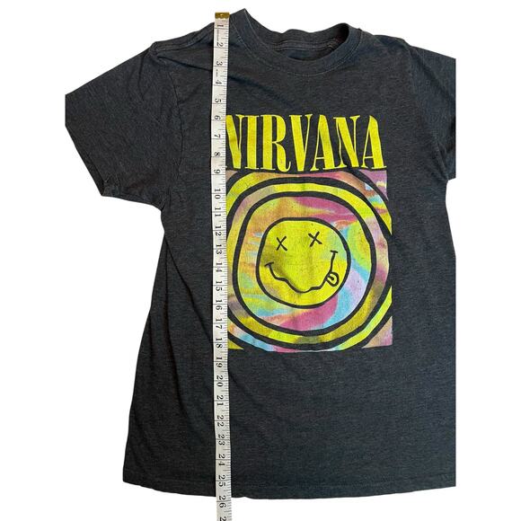 Nirvana Band Gray T-Shirt Size Small Smiley Face Logo Psychedelic Tie-Dye Swirl - Picture 9 of 9